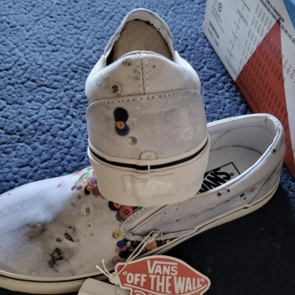 Vans MOCA Classic Slip On Breanna Young Nimbus Clouds buttons 102024 - Picture 5 of 8